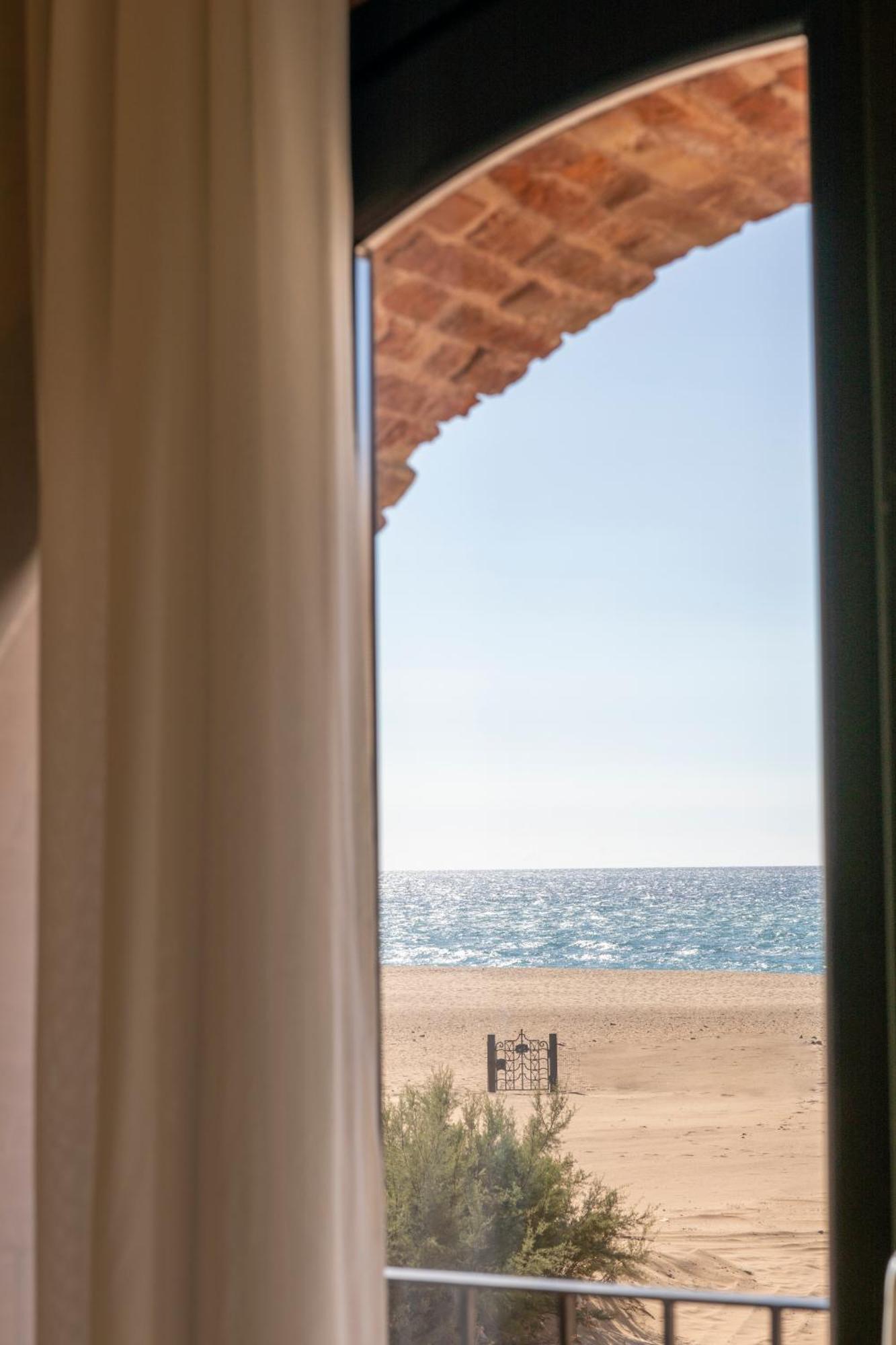 Hotel Le Dune Piscinas Ingurtosu Екстериор снимка